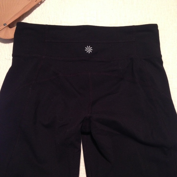 Athleta Capri Pants Black Waist band Yoga S - Picture 7 of 8